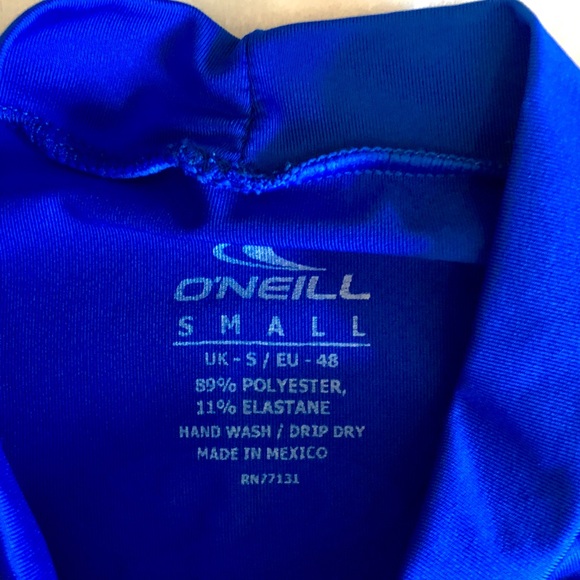 O’neill Brand New Rash Guard - Picture 2 of 4